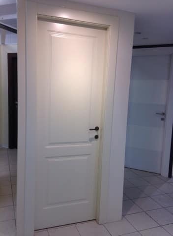 Porta interna laccata bianca con pannello pantografato